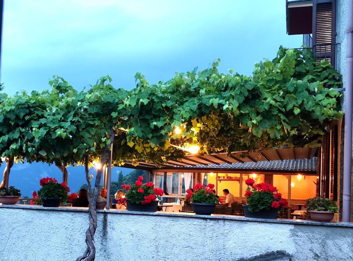 Ristorante Bellavista Con Locanda Veleso Bagian luar foto